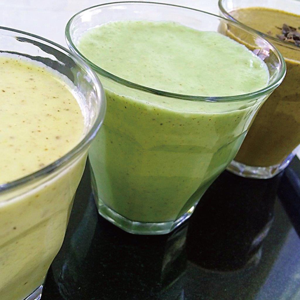 グリーンピリナッツミルク